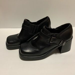 HARLEY-DAVIDSON WOMENS BLACK LEATHER SHOES/BOOTS: 9 USA/  7 UK/ 40 EUR